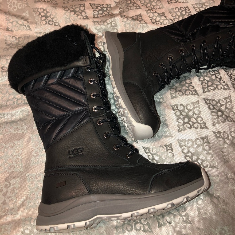 UGG Snow boots